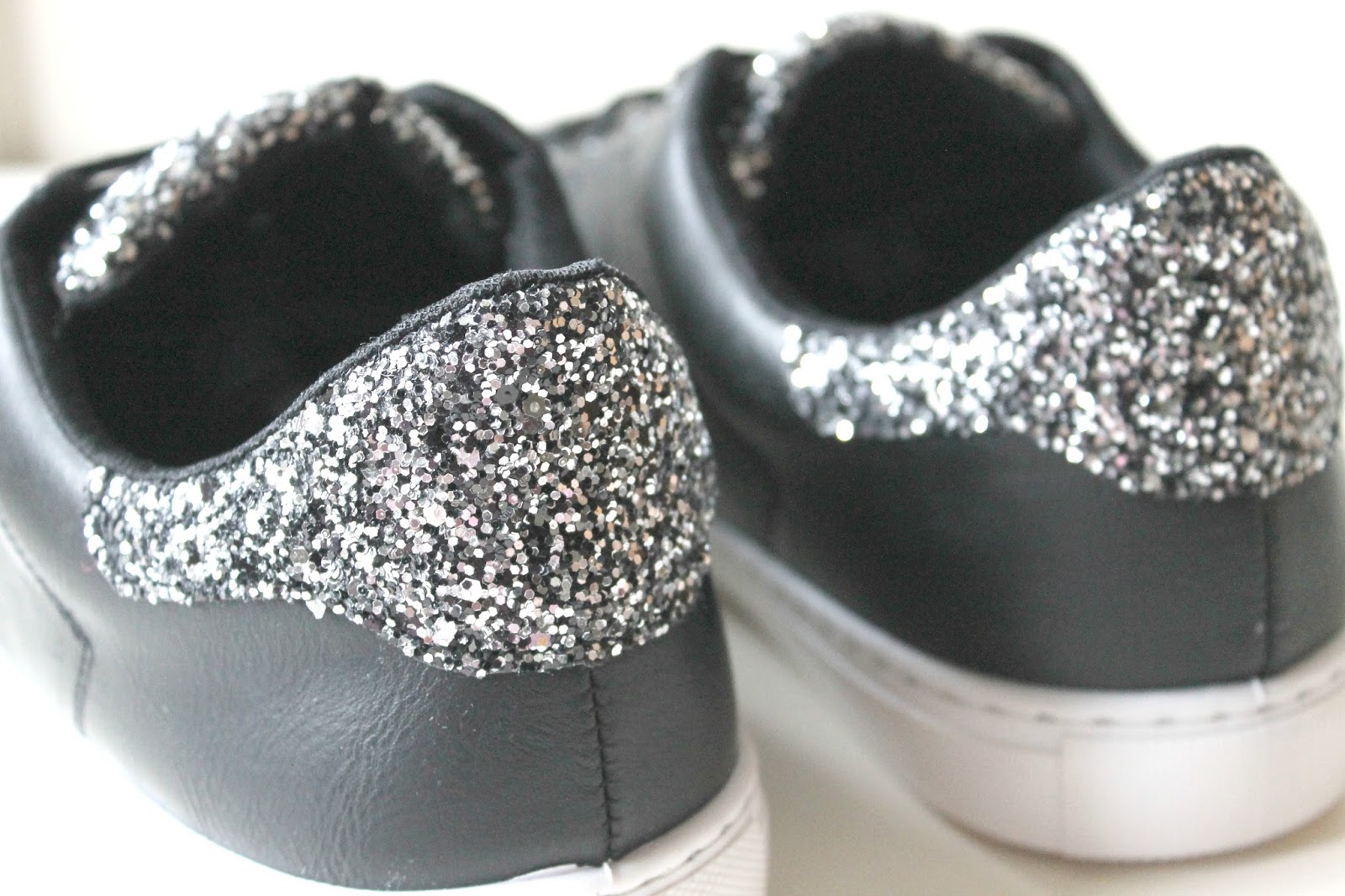 zwarte sneakers met zilveren glitters intro fashion store