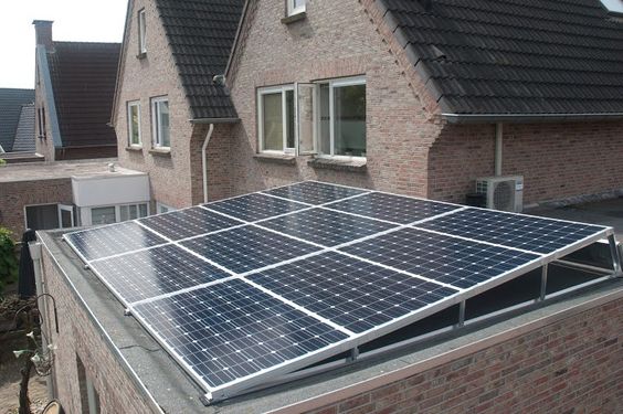 tips om energie te besparen buitenshuis zonnepanelen
