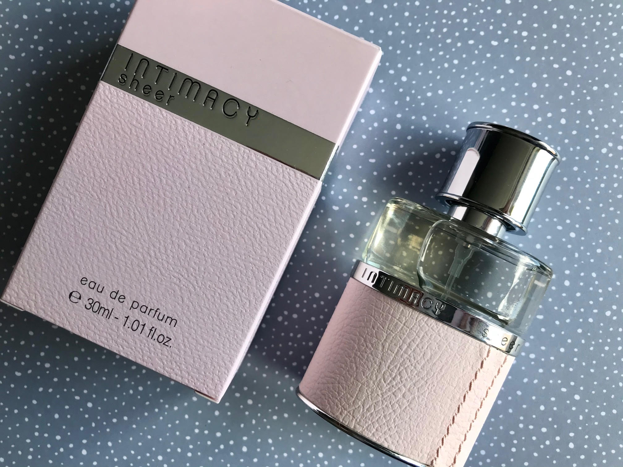 gezagvoerder Viskeus Rimpelingen Review: Intimacy Sheer eau de parfum - Vanessablogt